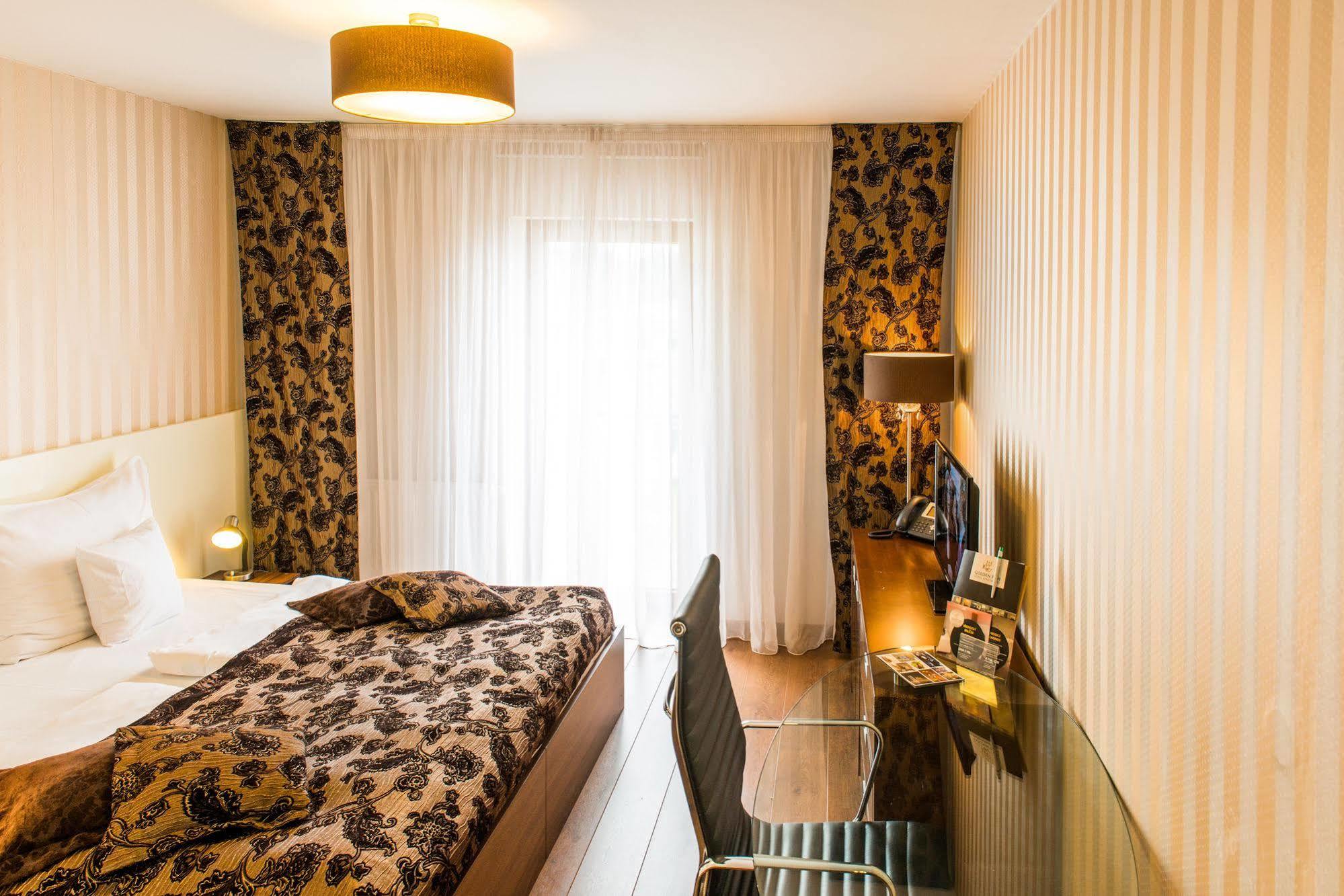 Golden Fish Apartmany Xia Plzeň Eksteriør billede