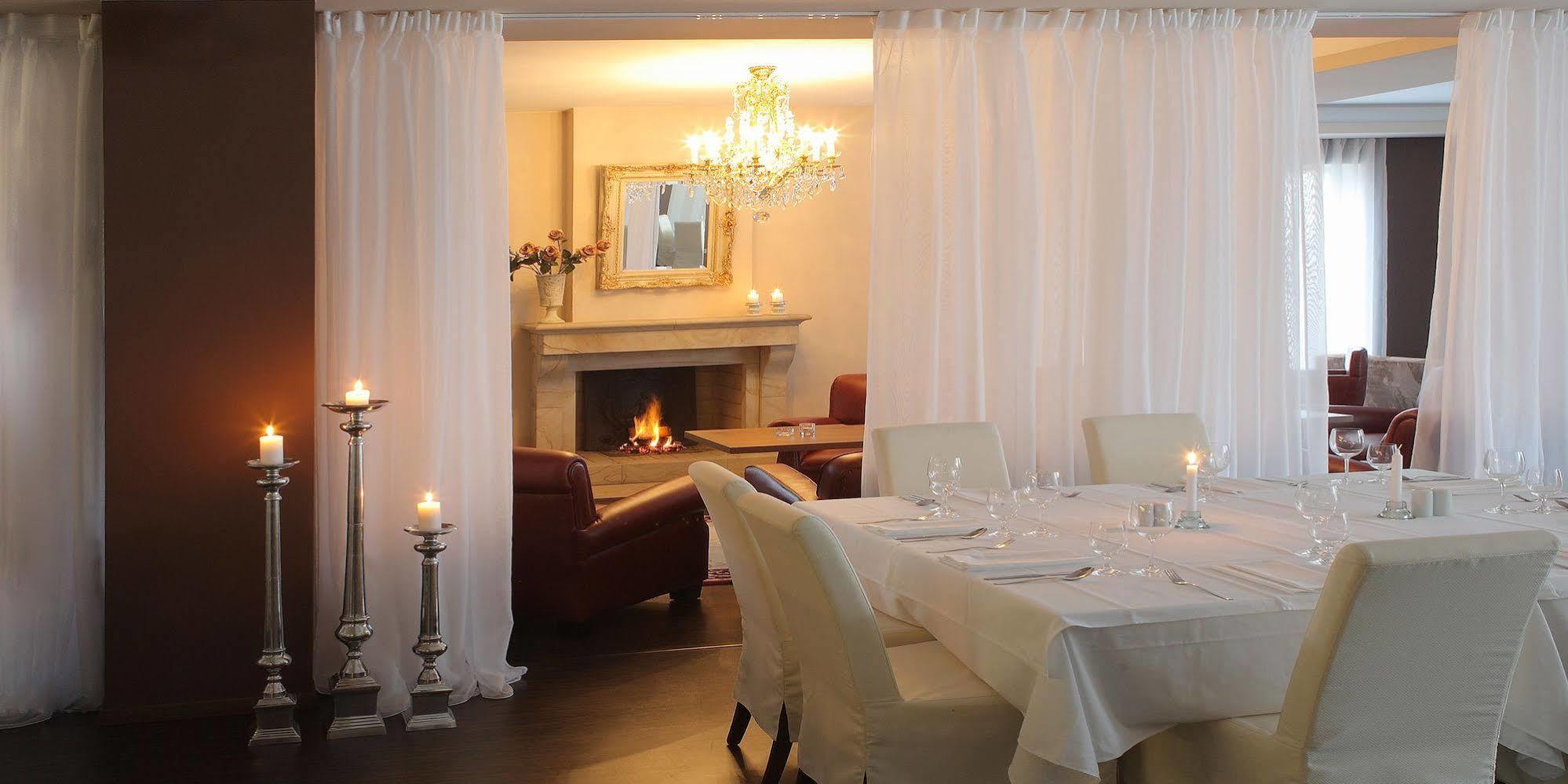Golden Fish Apartmany Xia Plzeň Eksteriør billede